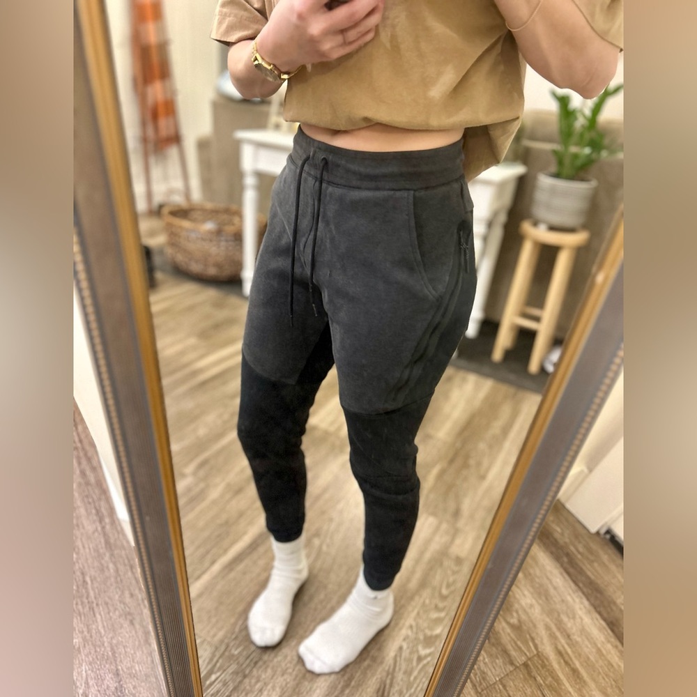 Nike XS Black and Gray Jogger Sweat Pants